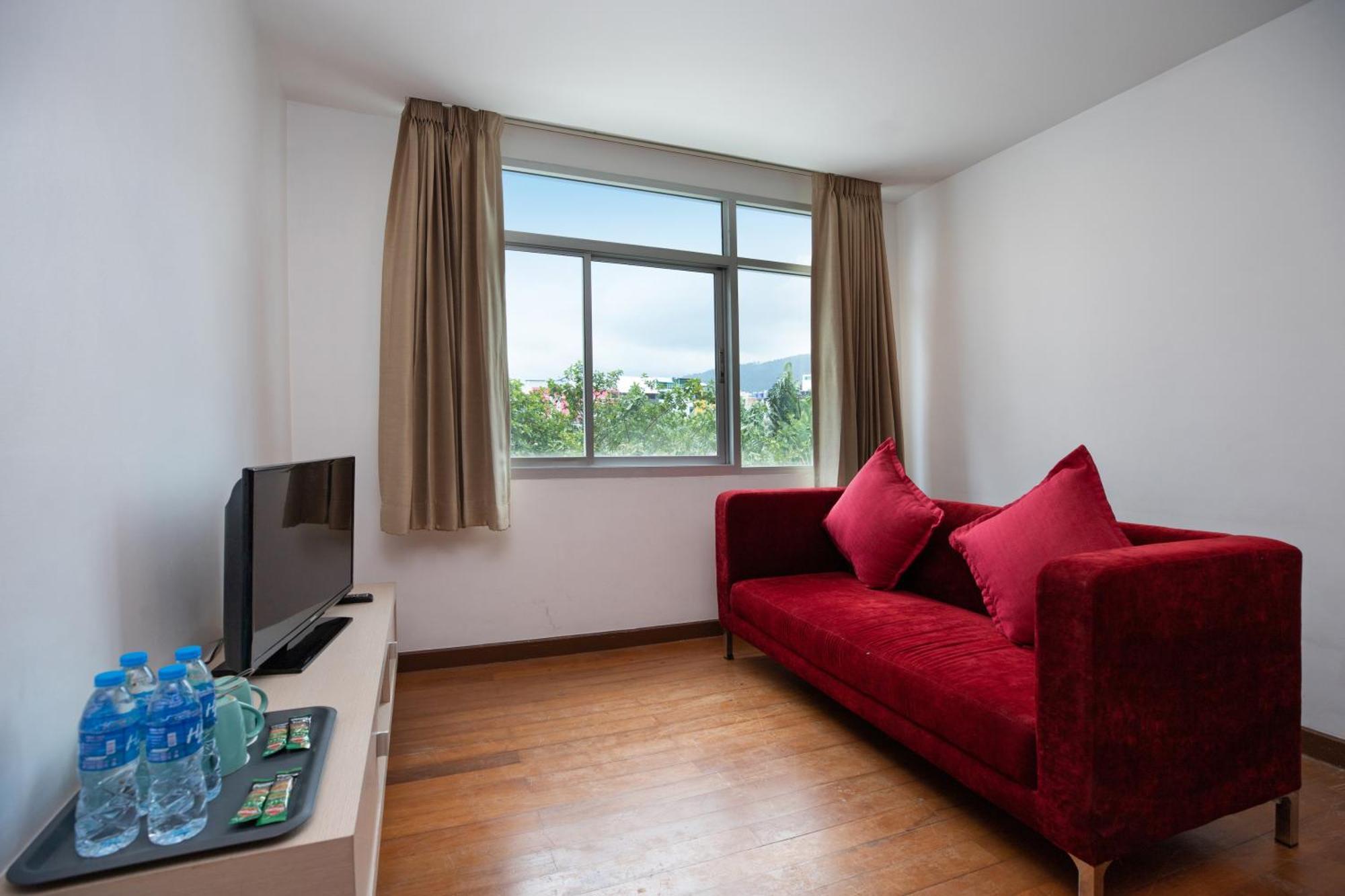 Icheck Inn Residences Patong Exterior foto